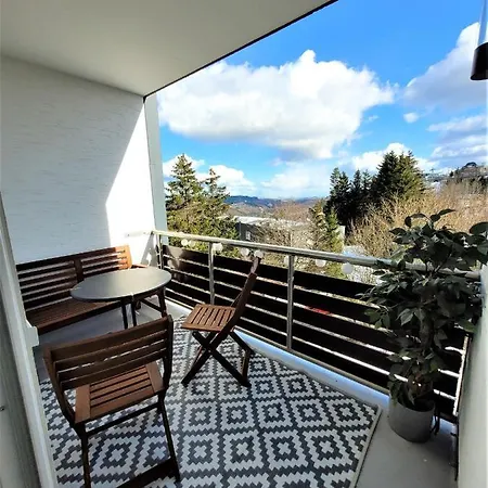 21122 Apartment *